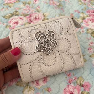 Charming *Brighton* Ivory Leather Compact Wallet